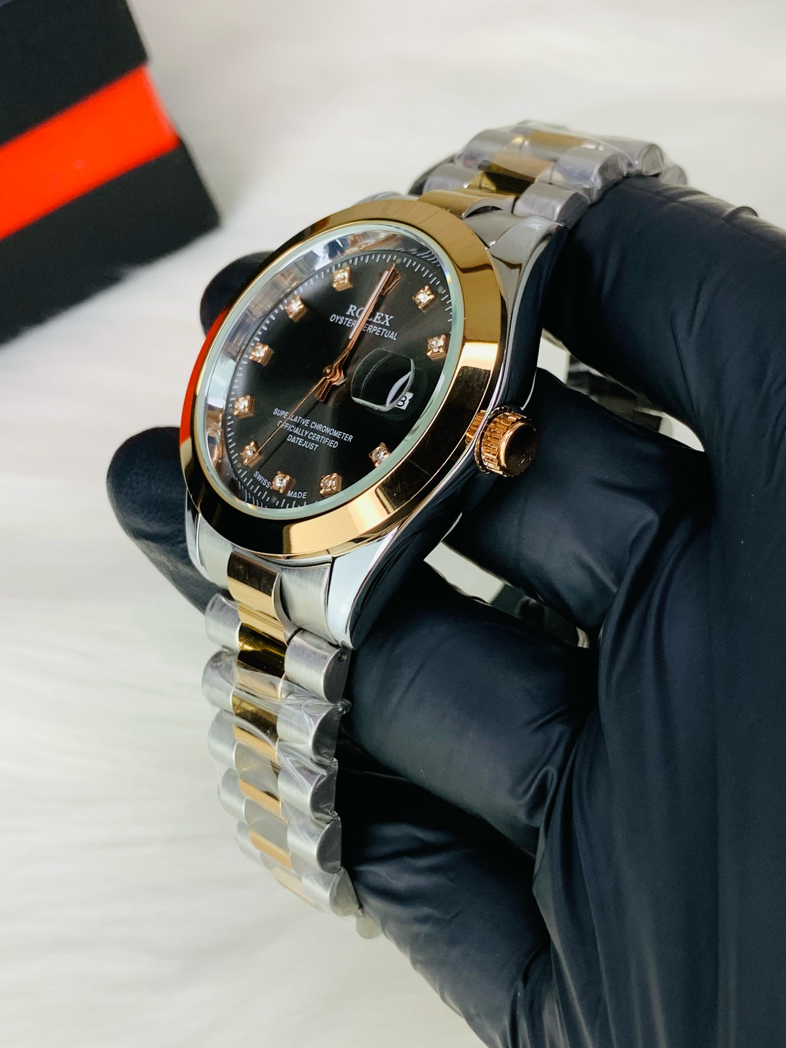 Rose Gold Plain Bezel Watch