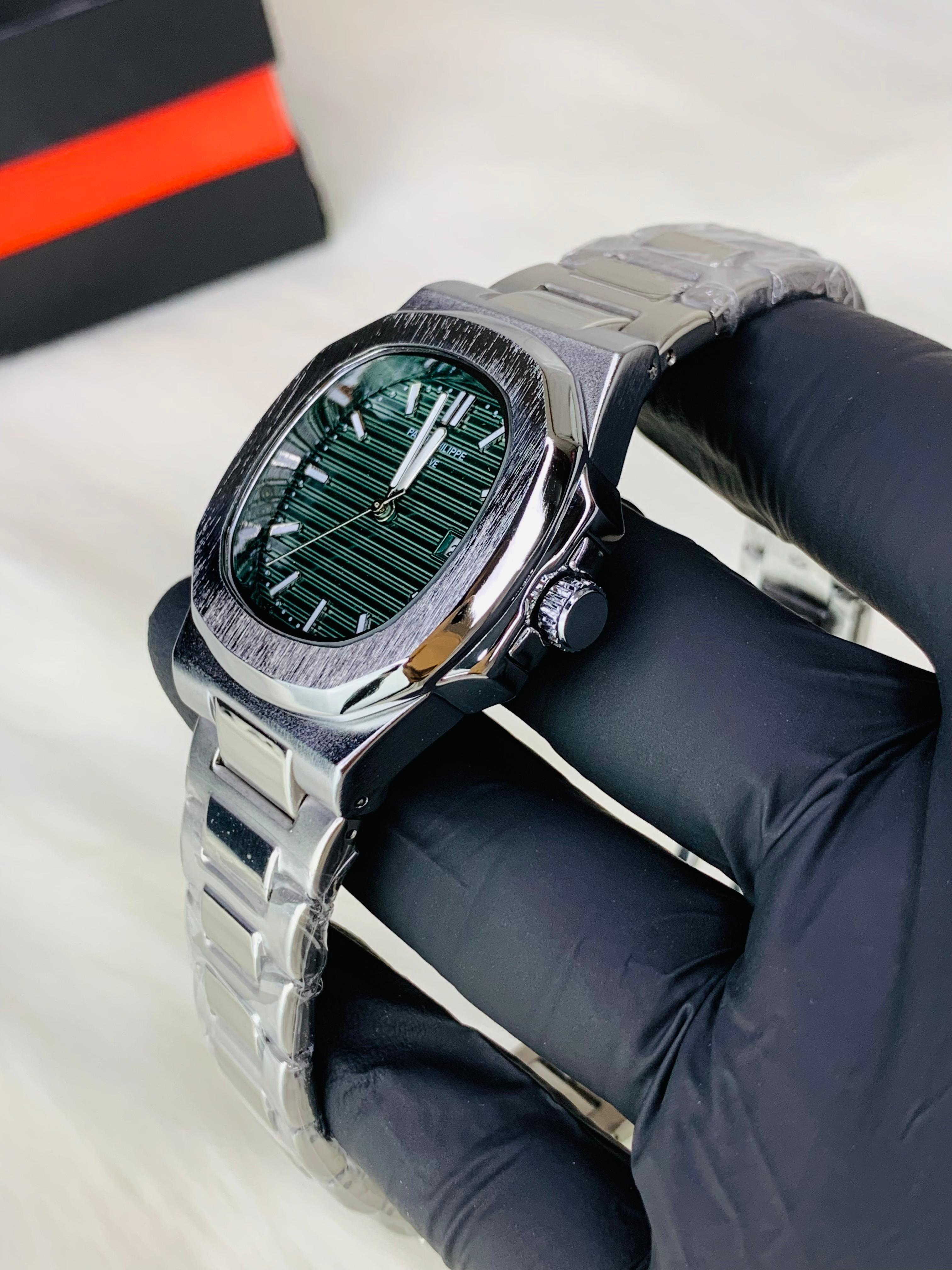 PP Nautilus Model ( White Green )