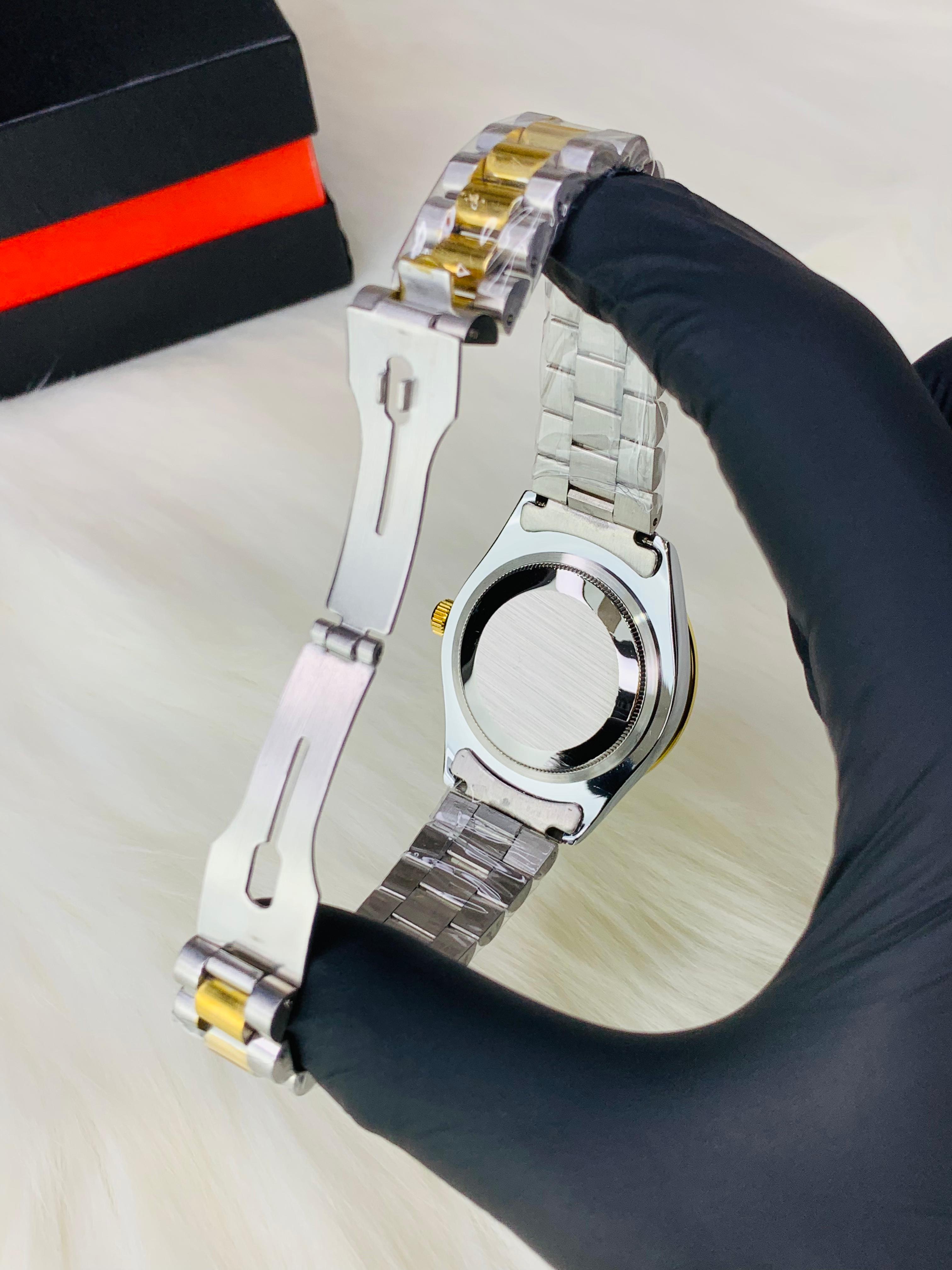 Black Dial | Two Tune